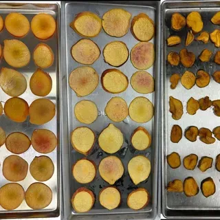 thumbnail for publication: Dehydrated and Freeze-dried Peach Fruit: A Prolonged Shelf-life Product through Modern Drying Techniques